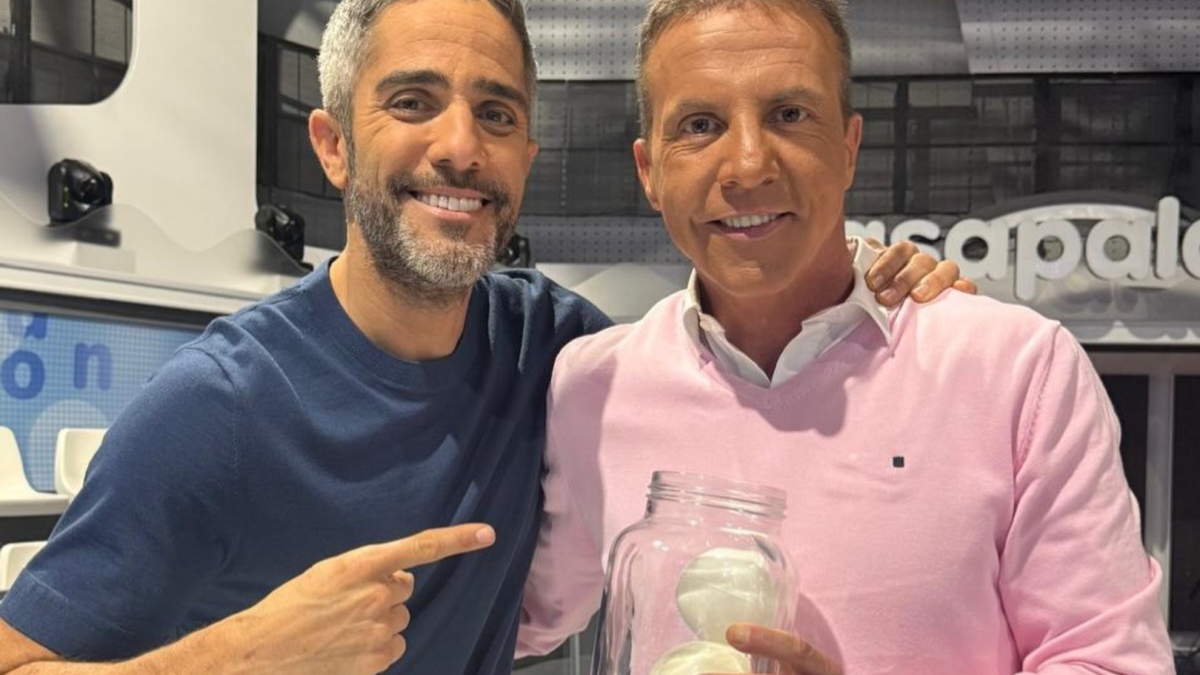 La apuesta secreta de Roberto Leal y Cristobal Soria en Pasapalabra por si España gana el Mundial: "Se te ha ido la pinza"