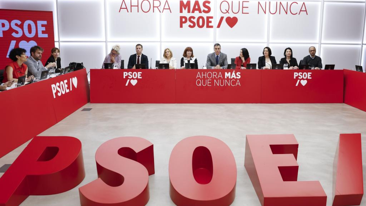 La UCO registra la sede del PSOE por presunta financiación ilegal