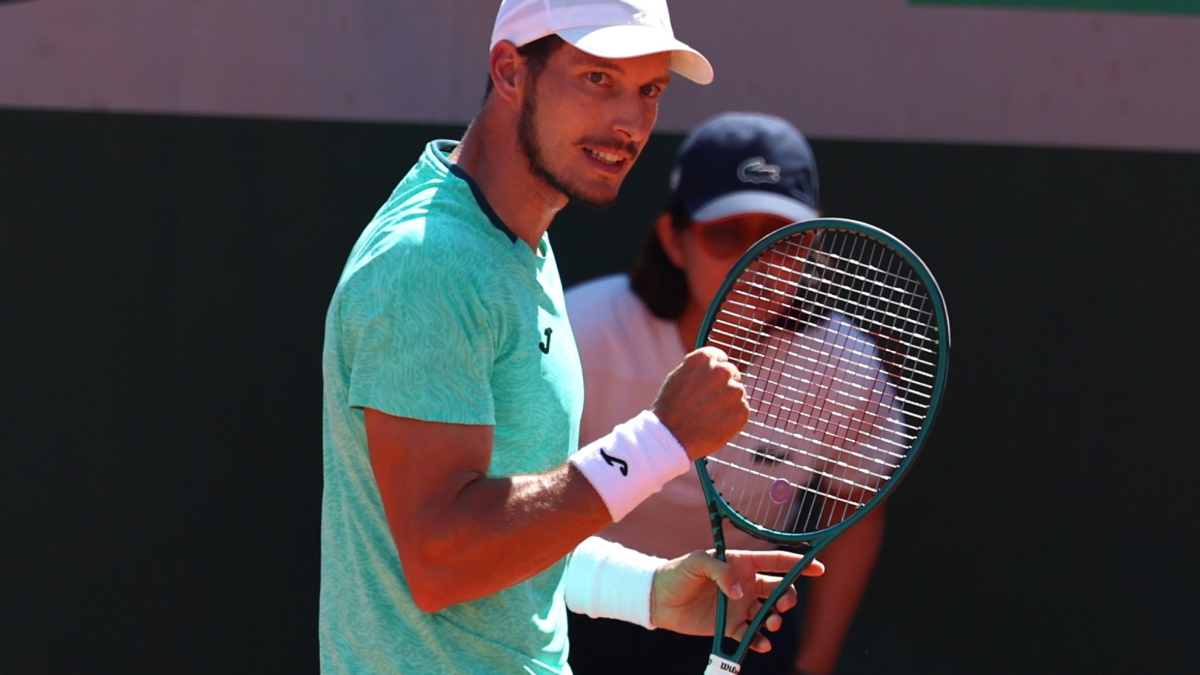 Pablo Carreño se permite soñar en Roland Garros tras la retirada de Kokkinakis