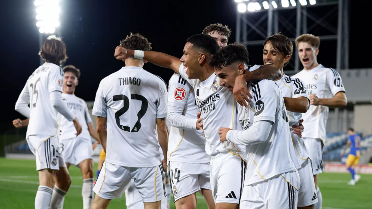 La Fábrica busca poner la guinda con el ascenso a Segunda