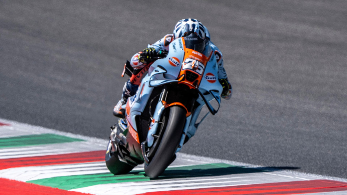 Resumen MotoGP Sprint | Raúl Fernández resiste a Jorge Martín