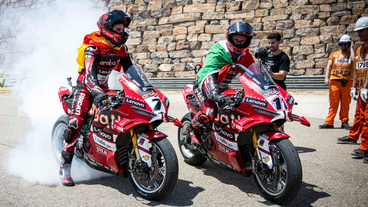 Bulega saca el martillo pilón: triplete en Aragón y ya son 22 triunfos consecutivos