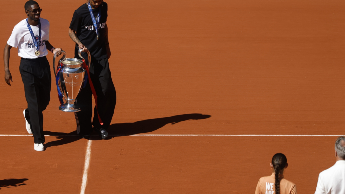 El PSG ofrece las dos Champions en la central de Roland Garros