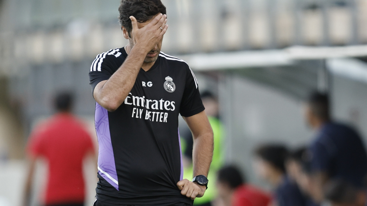 El profe San Martín defiende a Raúl: "No va con Riquelme por despecho a Florentino, antes es madridista"