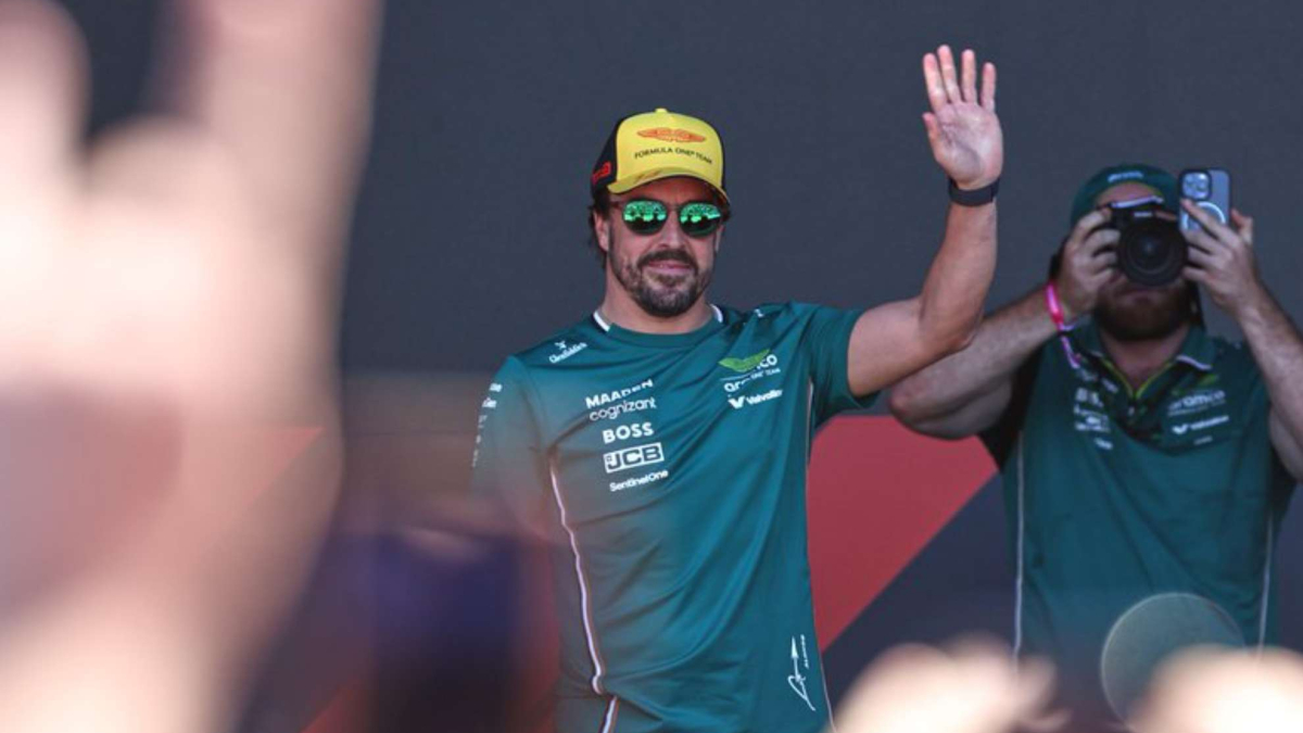 Alonso calienta la semana de Barcelona... al que podría volver en 2028