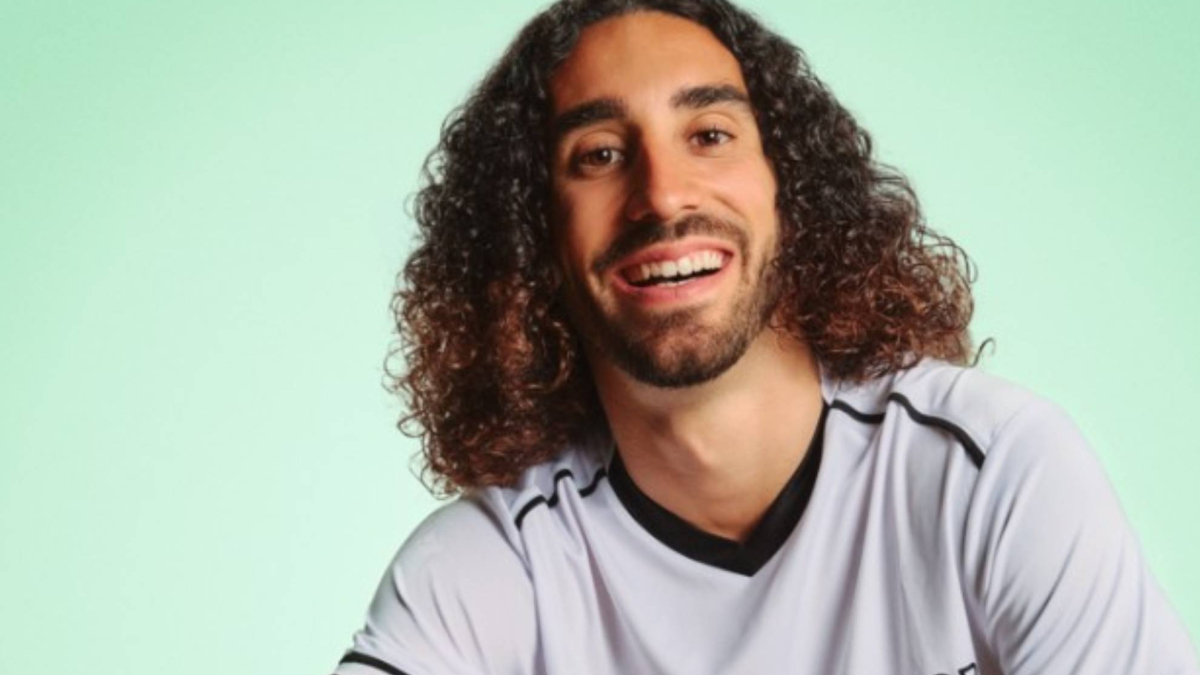 Cucurella mantendrá su amuleto y símbolo para los aficionados