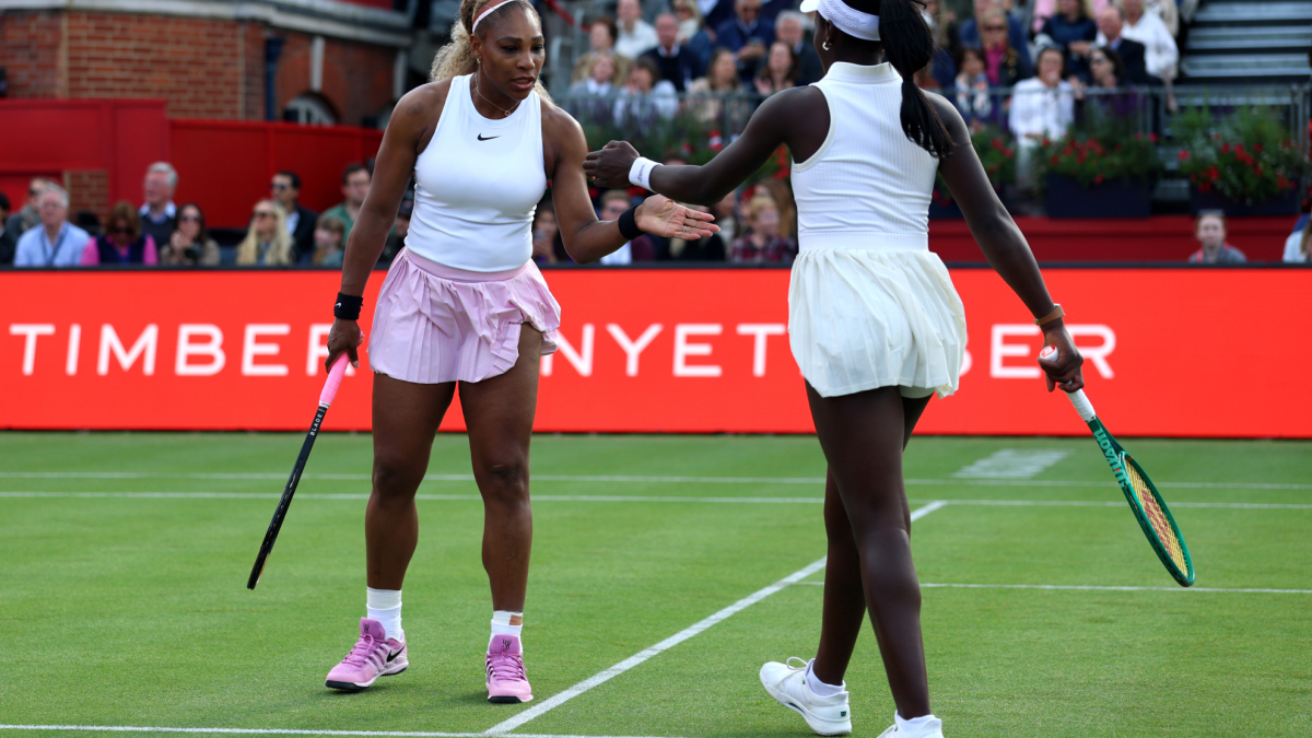 Serena Williams regresa con victoria... cuatro años después