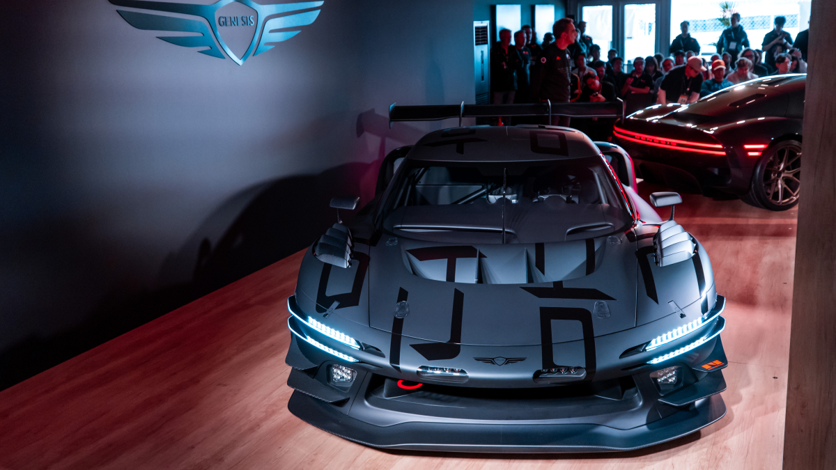 Genesis enseña en Le Mans el coche con el que quiere desafiar a Ferrari, Porsche y Lamborghini