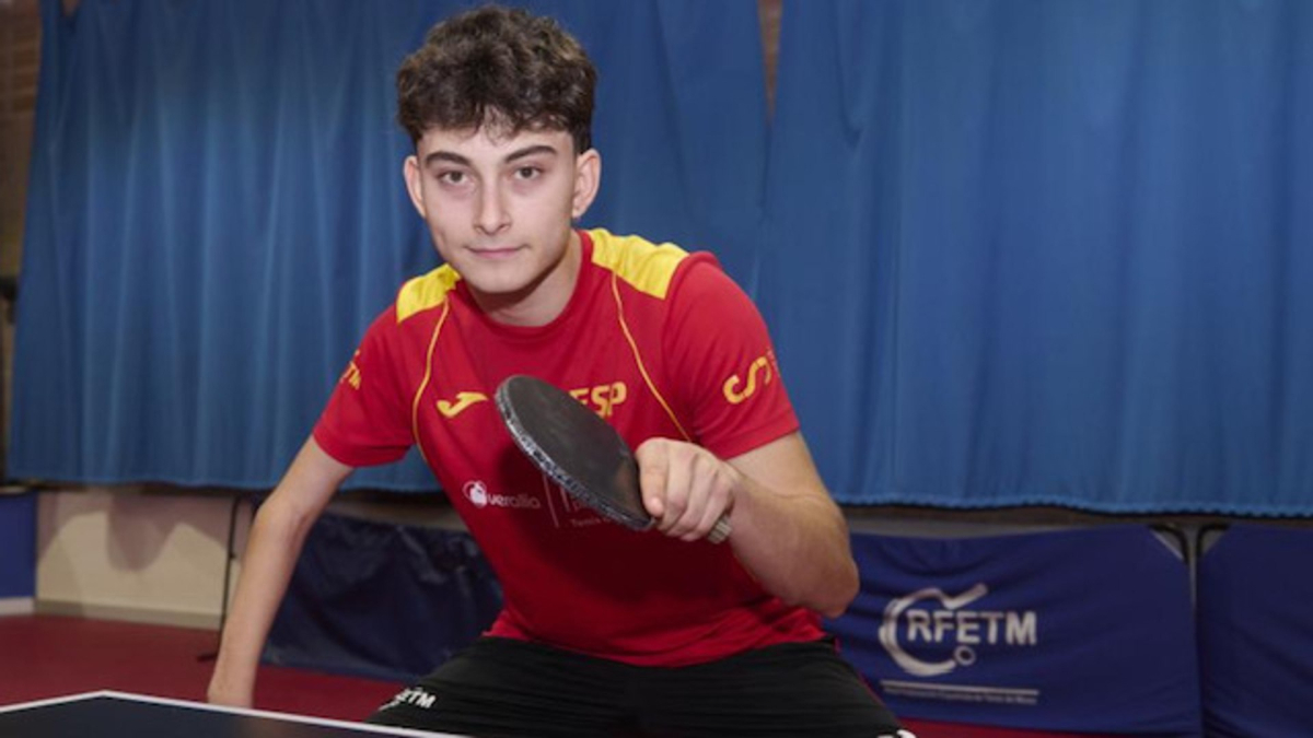 Marlon López, el medallista en tenis de mesa que durante años entrenó solo con un robot: "Fue mi salvación"