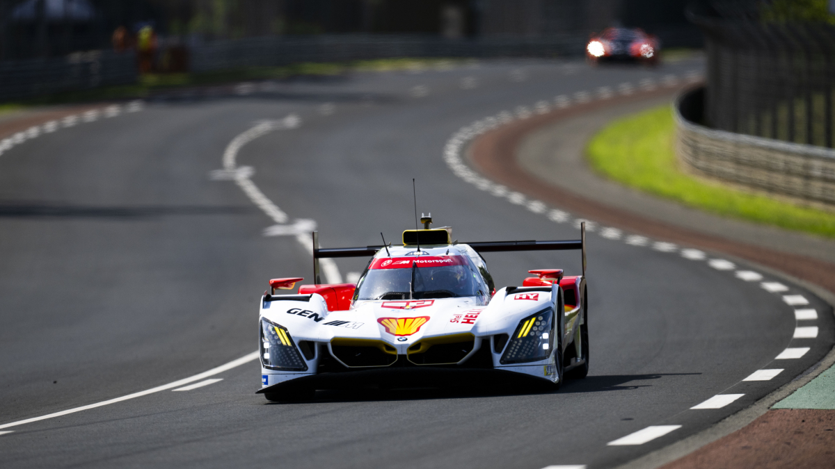 Toyota se inmiscuye en la batalla entre BMW y Cadillac, con el Ferrari de Molina al acecho