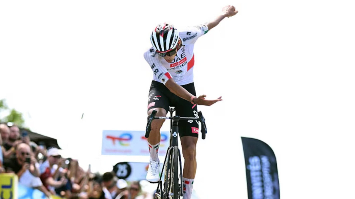Isaac del Toro reina en el caos y Paul Seixas se hunde en el Tour Auvernia-Ródano-Alpes