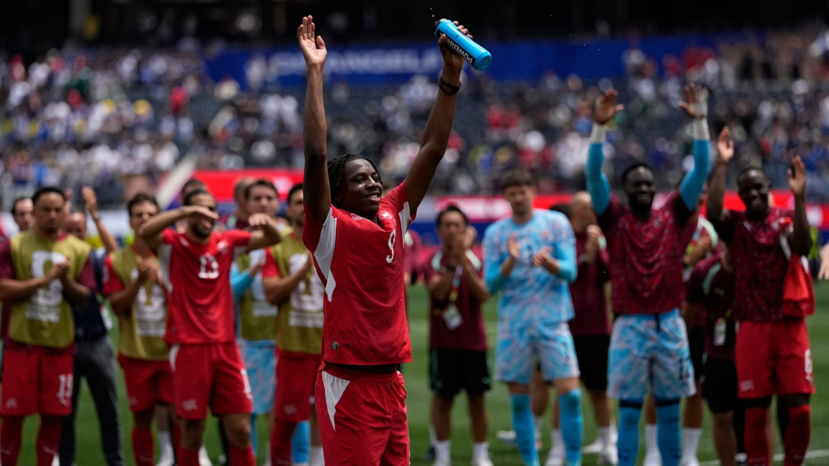 Manzambi, el joven talento que destaca en el Mundial