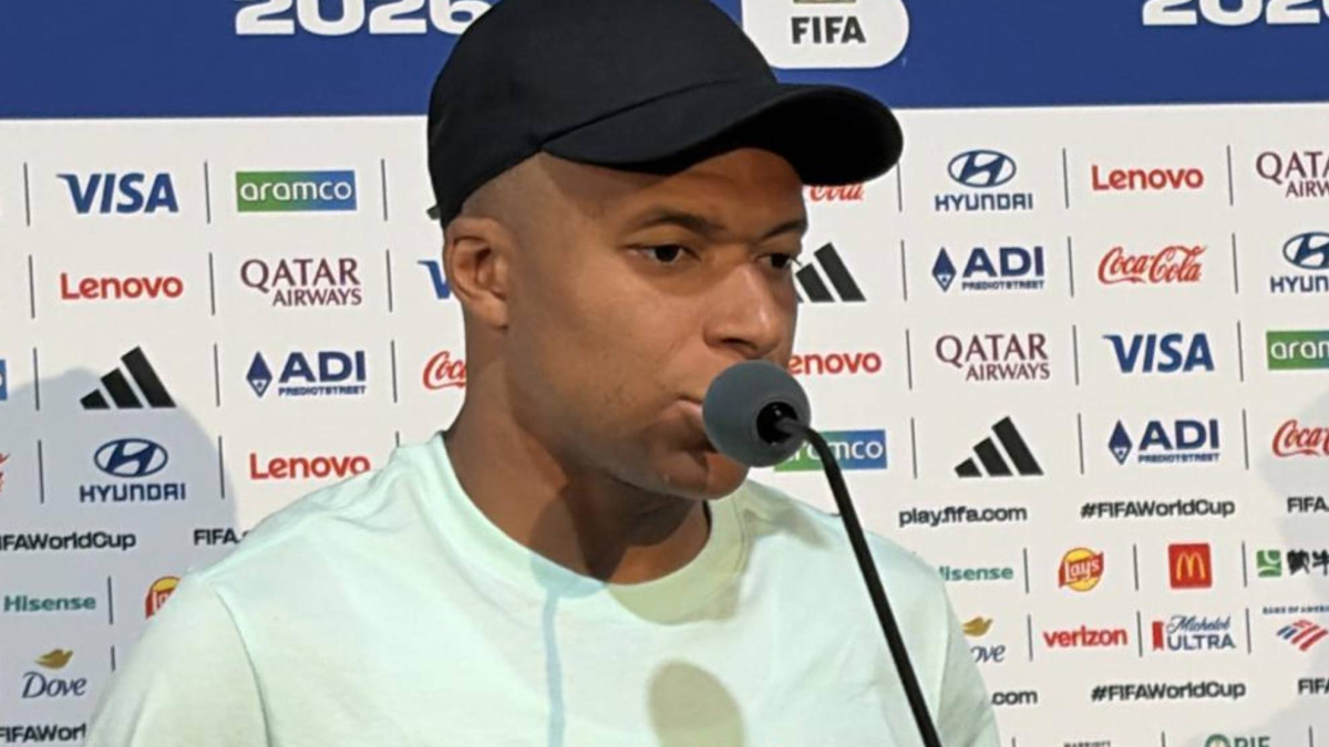 Mbappé habla sobre su papel como capitán de Francia y el estilo de juego del PSG