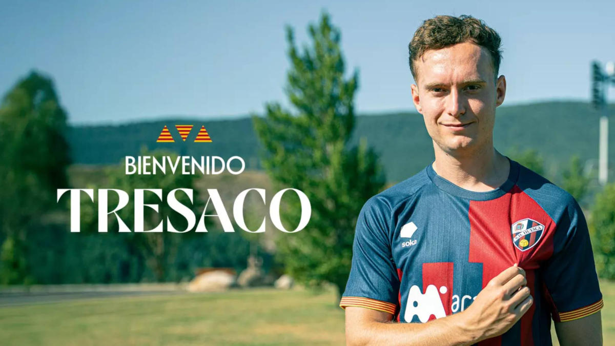El Huesca reduce un 19% el precio de los abonos y anuncia el regreso de Rafa Tresaco