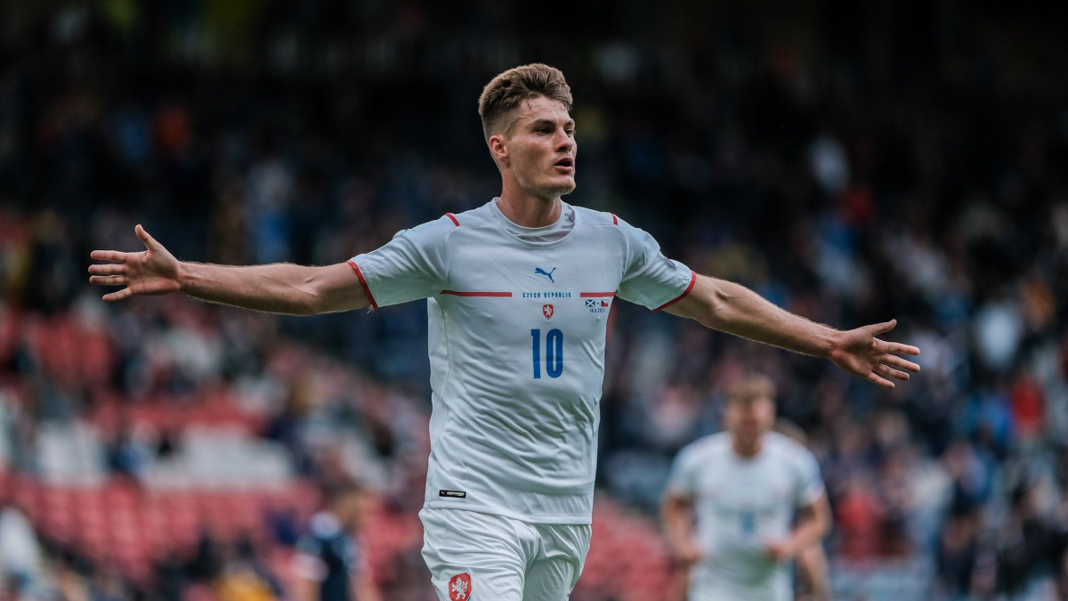 Patrik Schick abandona la selección checa tras el fracaso en el Mundial