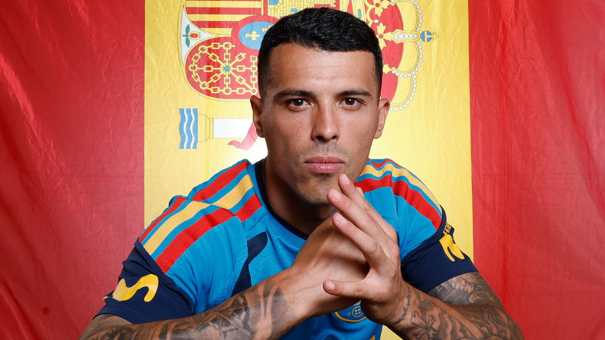 Pedro Porro: "Vallecas me marcó, me enseñó la pasión por el fútbol"