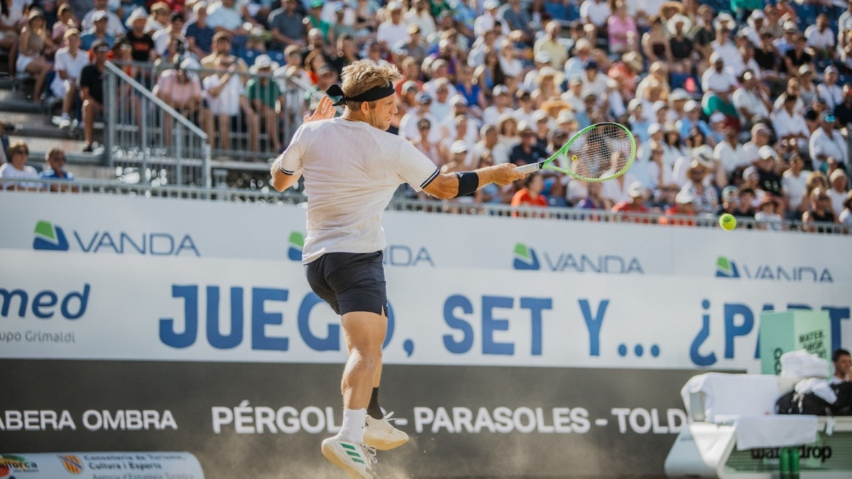 Davidovich se fabrica en Mallorca una sexta oportunidad de ganar un título