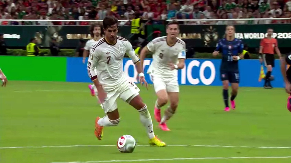 España se gana el prime time en el camino a la final del Mundial