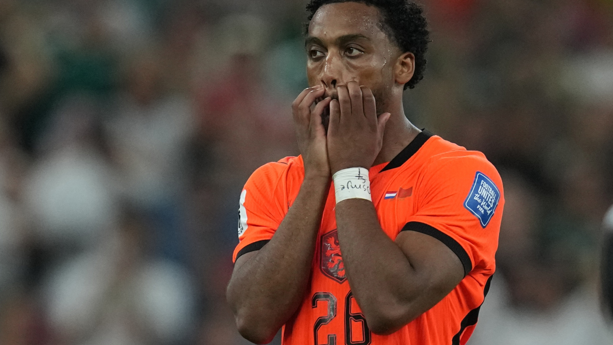 La Federación neerlandesa denuncia insultos racistas contra Kluivert, Timber y Summerville tras fallar sus penaltis