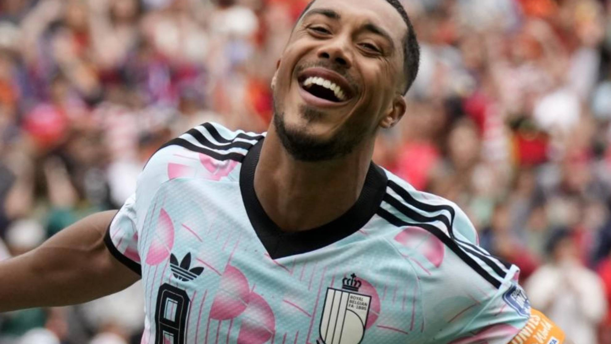 Tielemans saca a pasear su pegada para liderar el Power Ranking