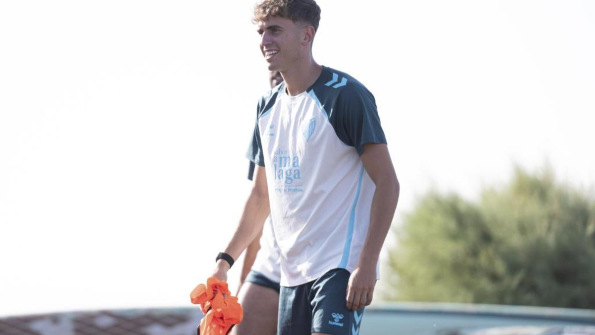 El Málaga vigila al Atlético por Adrián Niño