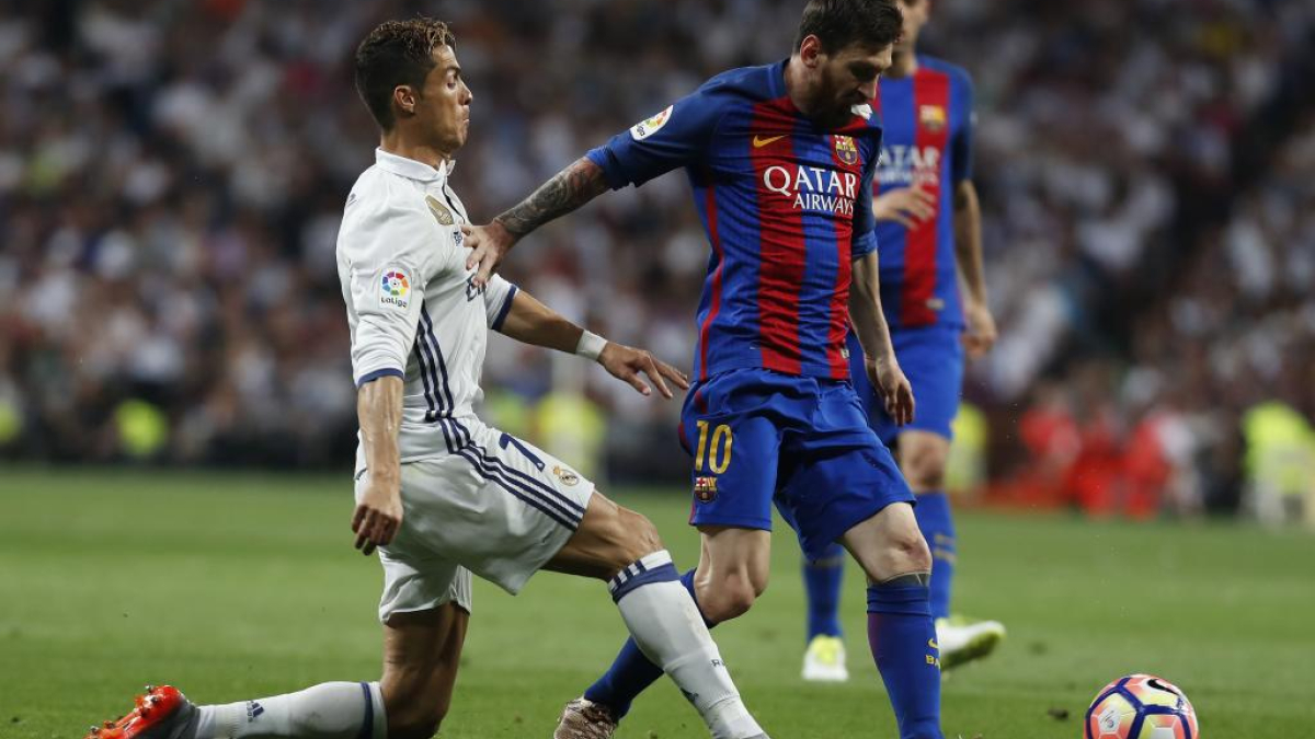 Chicharito cambia el eterno debate entre Cristiano y Messi
