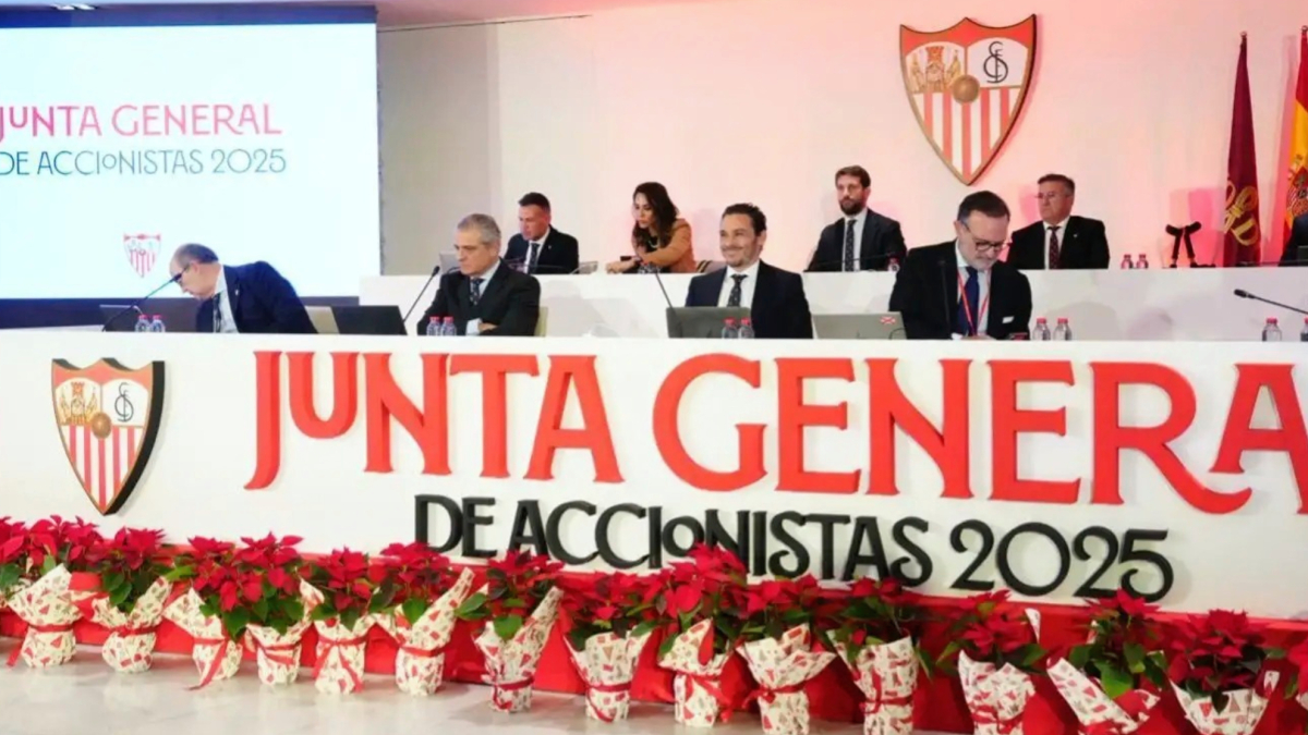 Fernando Carrión dimite como vicepresidente del Sevilla
