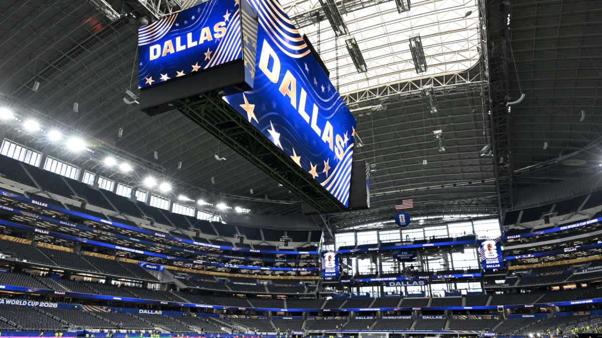 El sol es un problema en Dallas: un partido con cortinas