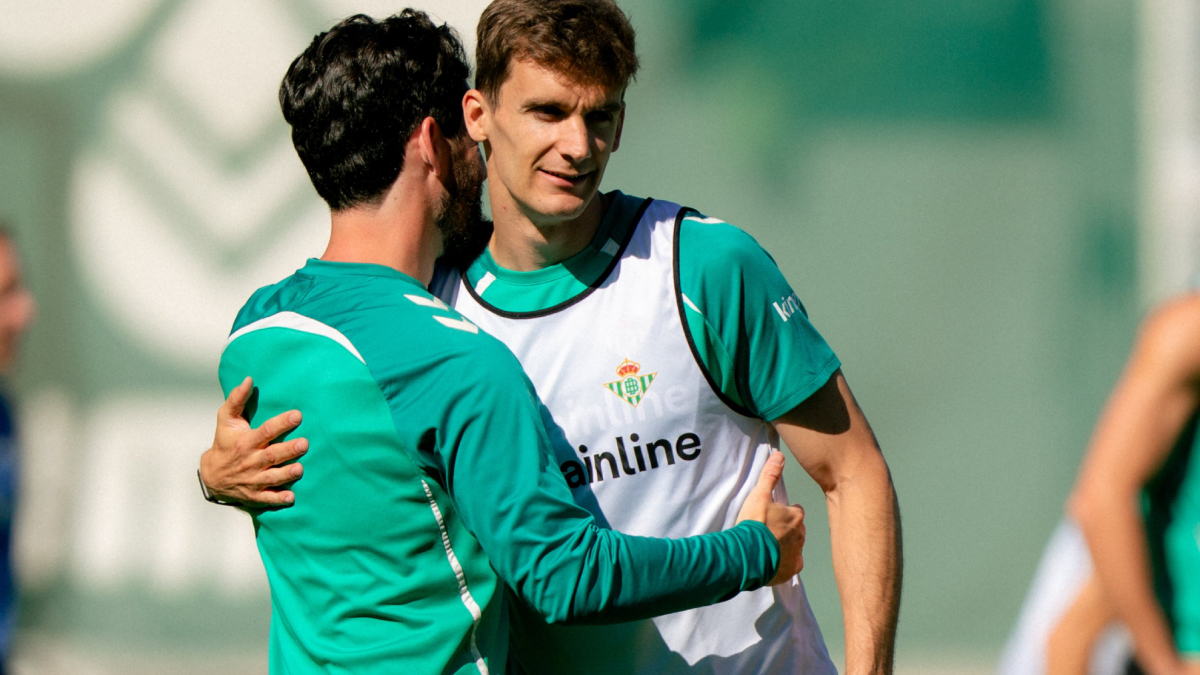 El Betis se prepara para la pretemporada 2026-27 con ausencias y una larga lista de canteranos