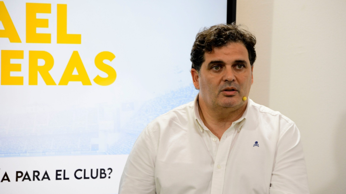 Rafael Contreras despide a Manuel Vizcaíno y avanza el cambio de ciclo en el Cádiz