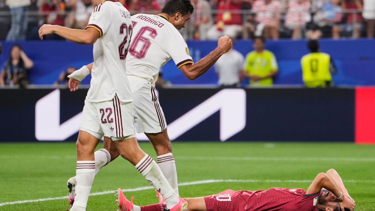 Rodri pide disculpas a Bernardo Silva por celebrar su fallo