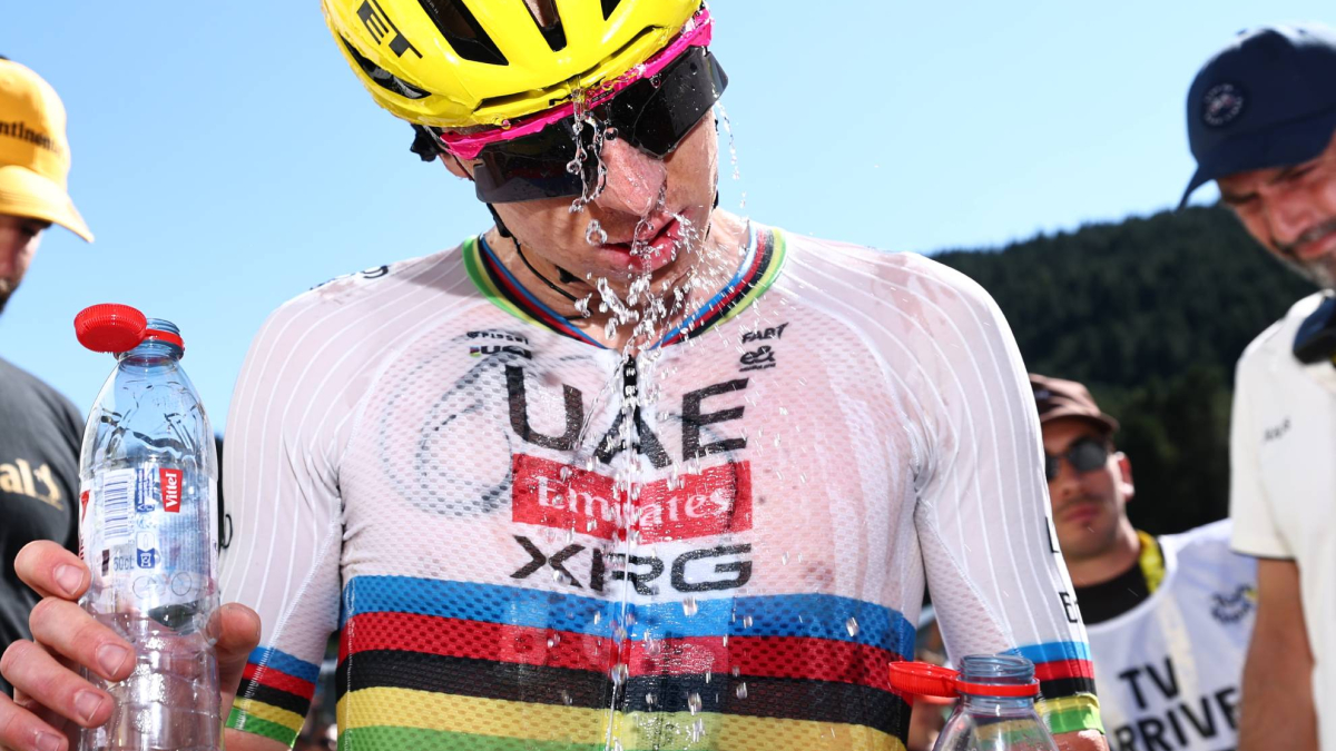 La UCI abre la mano por el calor extremo en el Tour