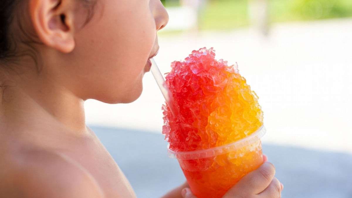 Riesgos del consumo de granizados en niños menores de 10 años durante el verano