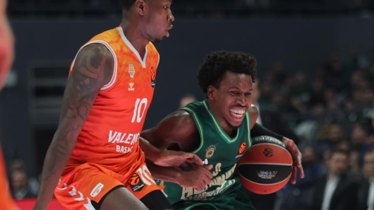 El Valencia reacciona a su diáspora con el fichaje de TJ Shorts