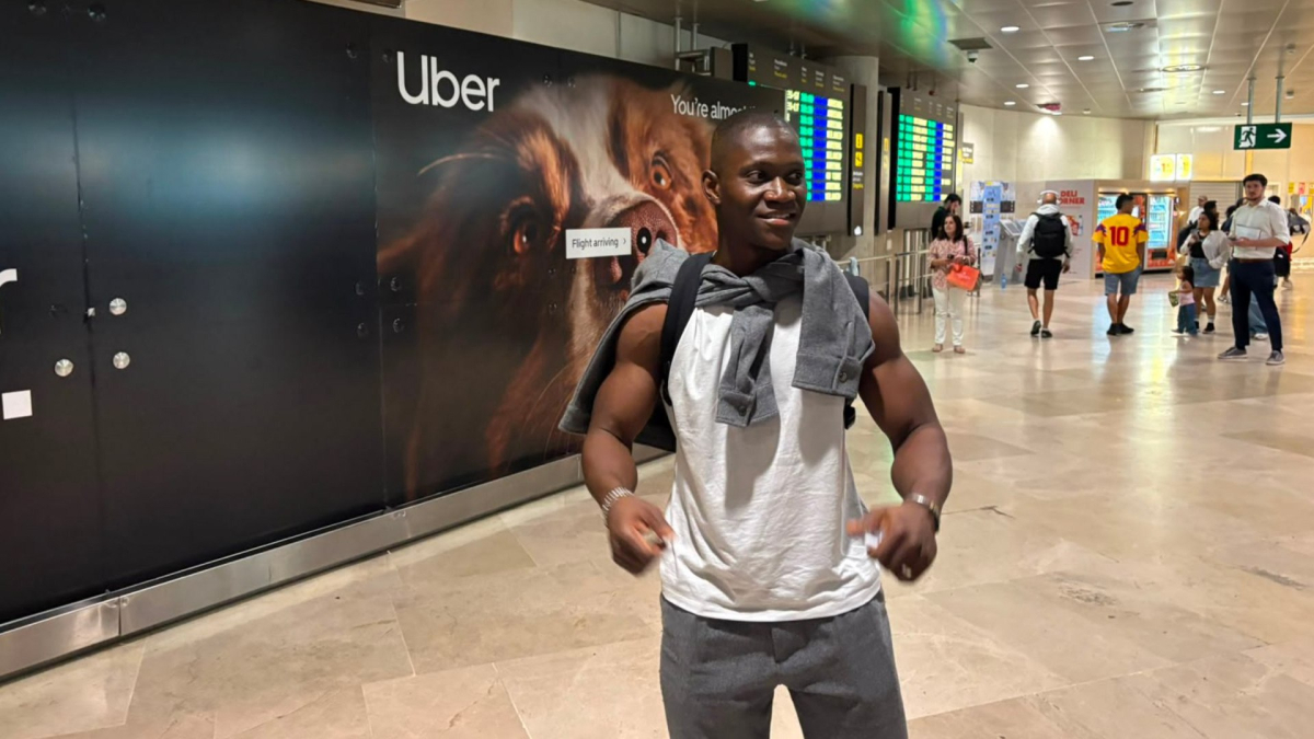 El Valencia hace oficial el fichaje de Aliou Dieng hasta 2028