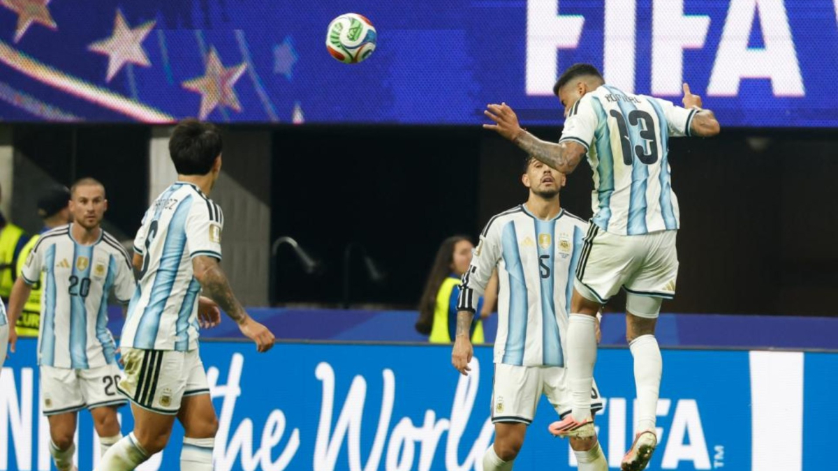 Argentina se impone a Egipto con un emocionante 3-2