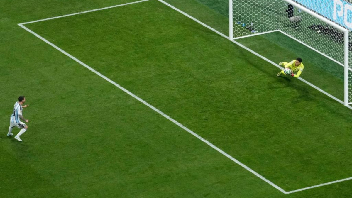 Penalti fallado por Leo Messi en el Argentina 3-2 Egipto