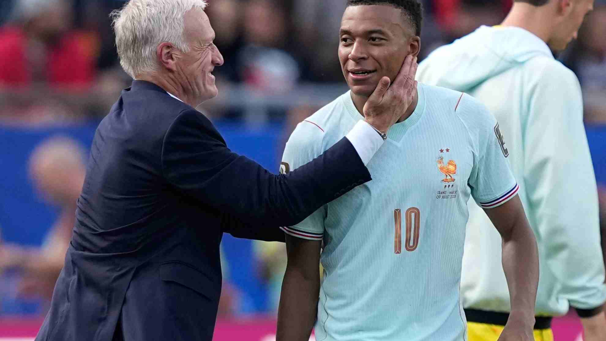 La emotiva despedida de Mbappé a Deschamps: "No siempre han sabido apreciar tu grandeza"