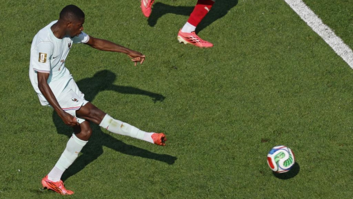 Francia se impone a Marruecos con gol de Dembélé