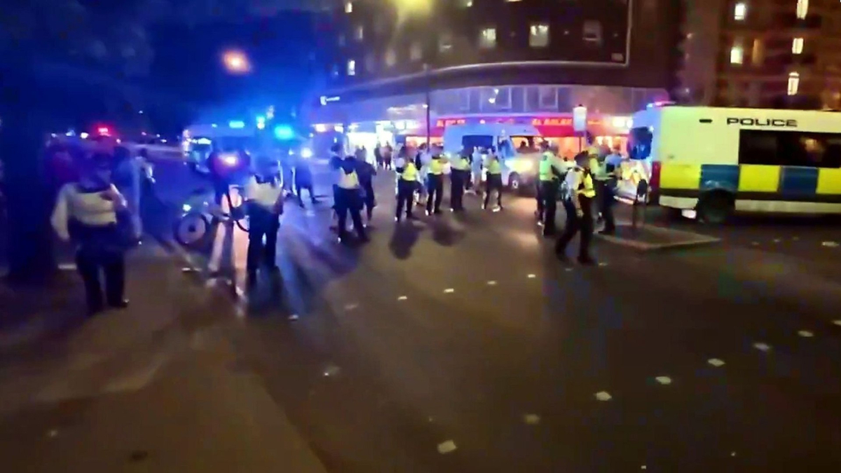 La eliminación de Marruecos provoca graves incidentes en Londres, Düsseldorf y La Haya