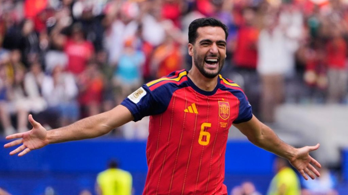Mikel Merino: «La suerte que he tenido de que ese balón me cayera ha sido por mi familia»