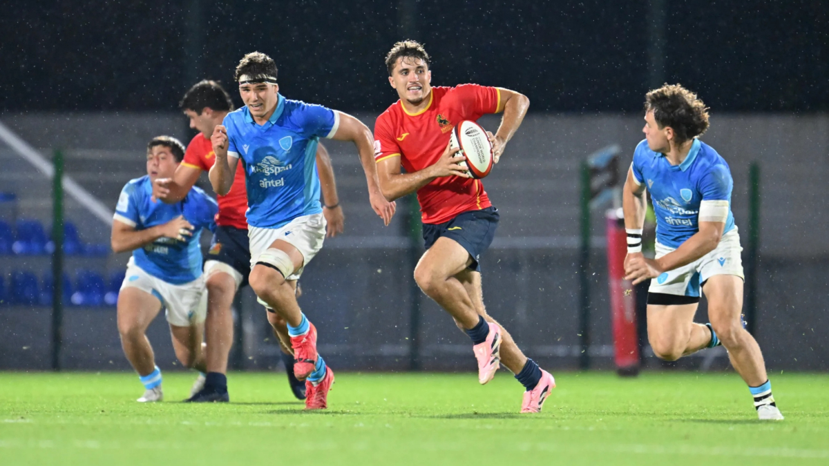 España domina a Uruguay en el Mundial sub-20