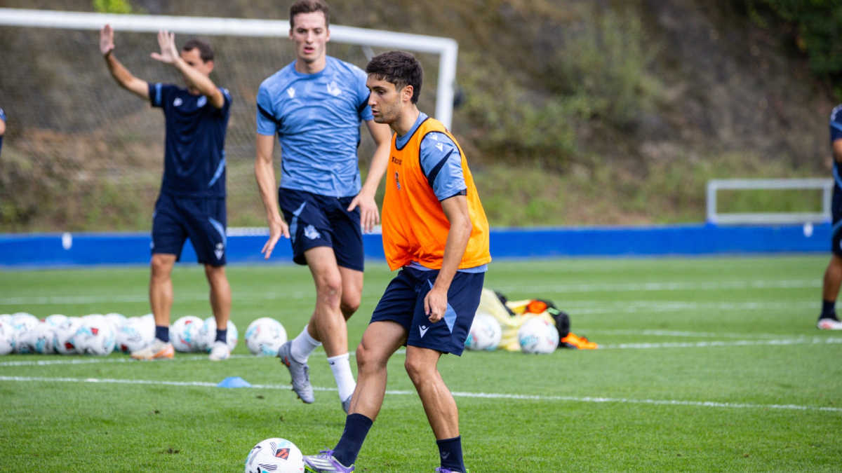 La Real Sociedad sigue pendiente de la recuperación de Gorrotxategi y Pacheco