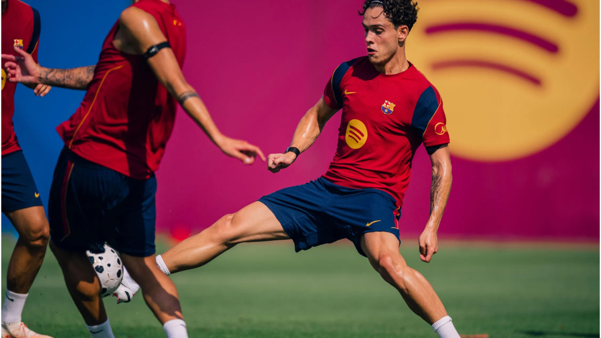 Héctor Fort analiza ofertas para dejar el Barça
