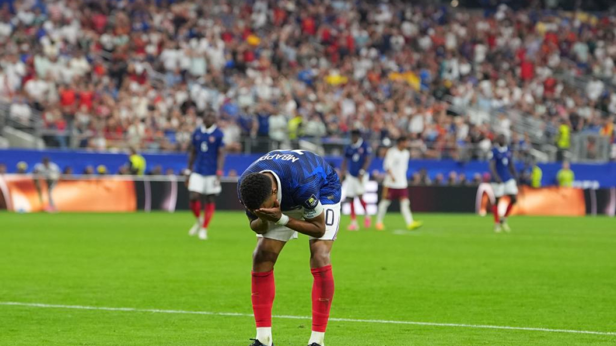 Mbappé se despide del Mundial el día que España le borró del mapa