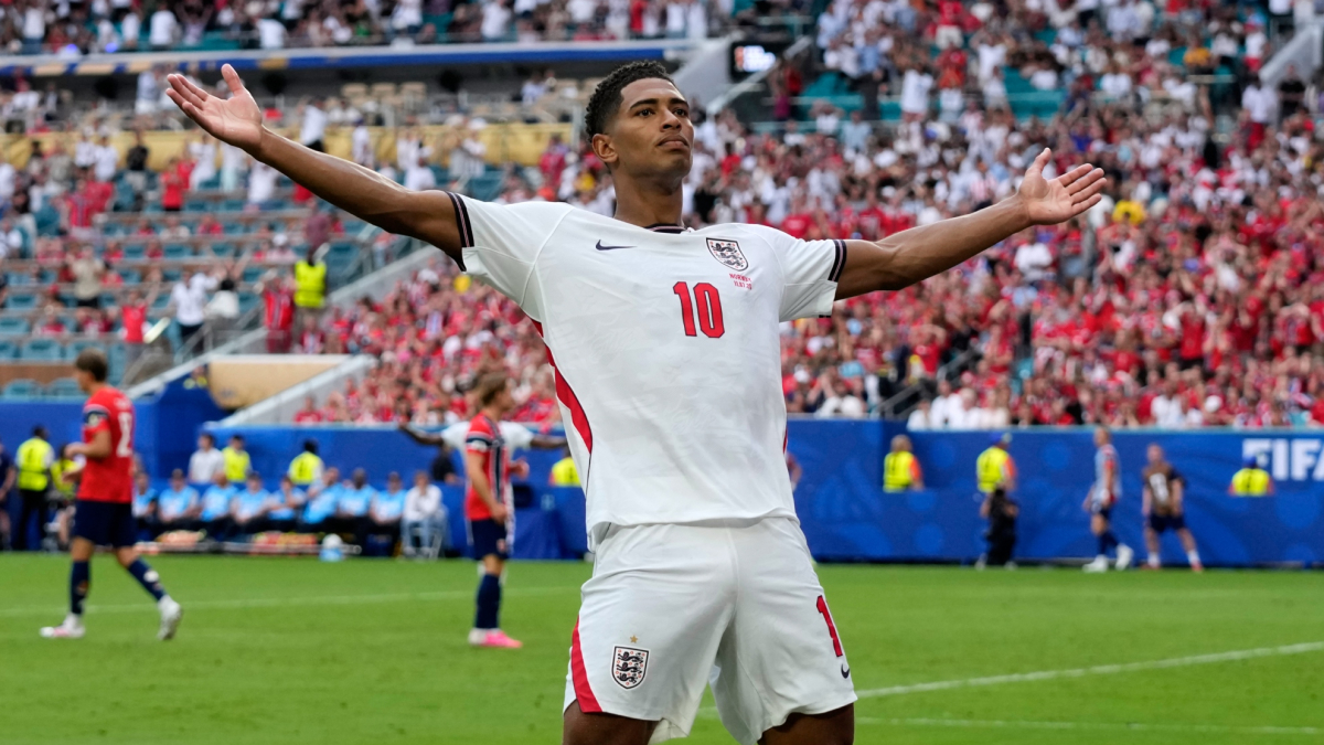 Inglaterra se rinde a Jude Bellingham: 'Hay posibilidades de que sea el mejor futbolista de nuestra historia'