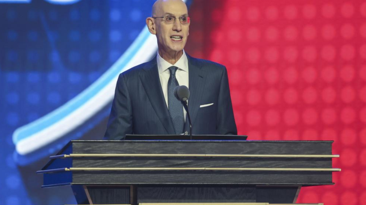 Adam Silver: "Las ofertas no son vinculantes, aún no estamos en ese punto"