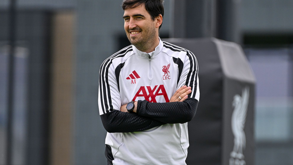 Andoni Iraola impone su 'mili' en el Liverpool: intensidad y agresividad para replicar el éxito de Bournemouth