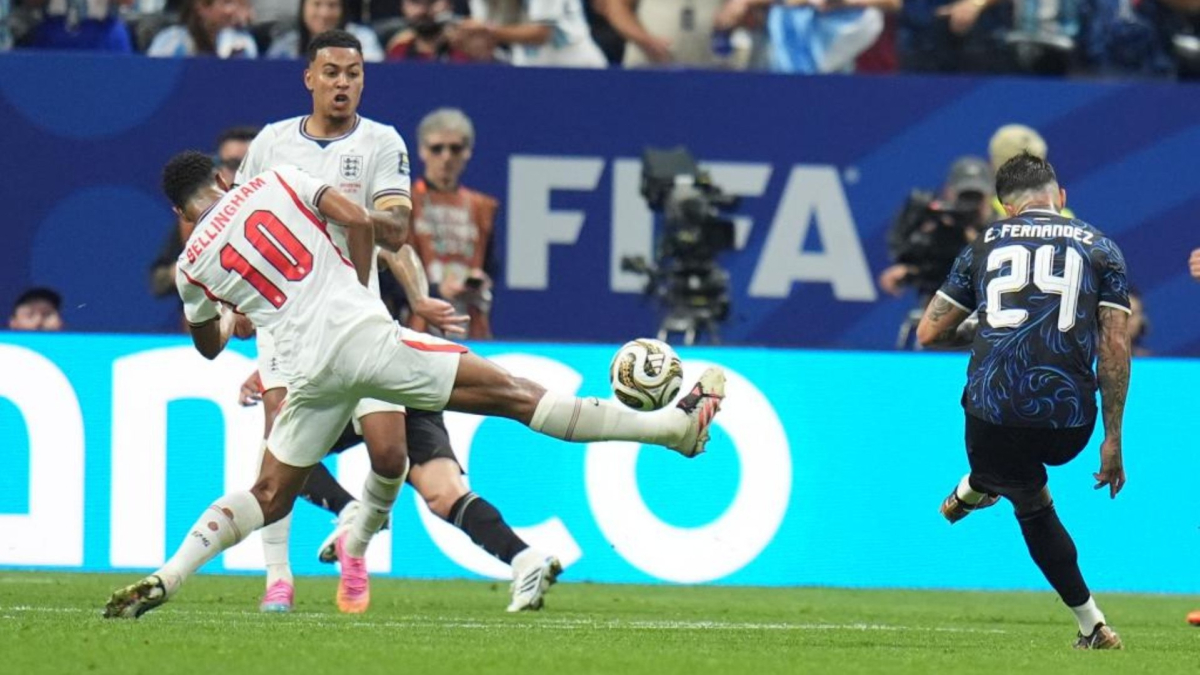 Enzo Fernández logra el empate para Argentina con un golazo