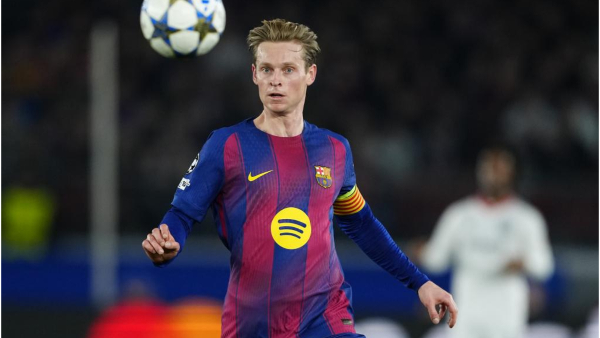 De Jong suffers a rupture of the internal lateral ligament in his right knee